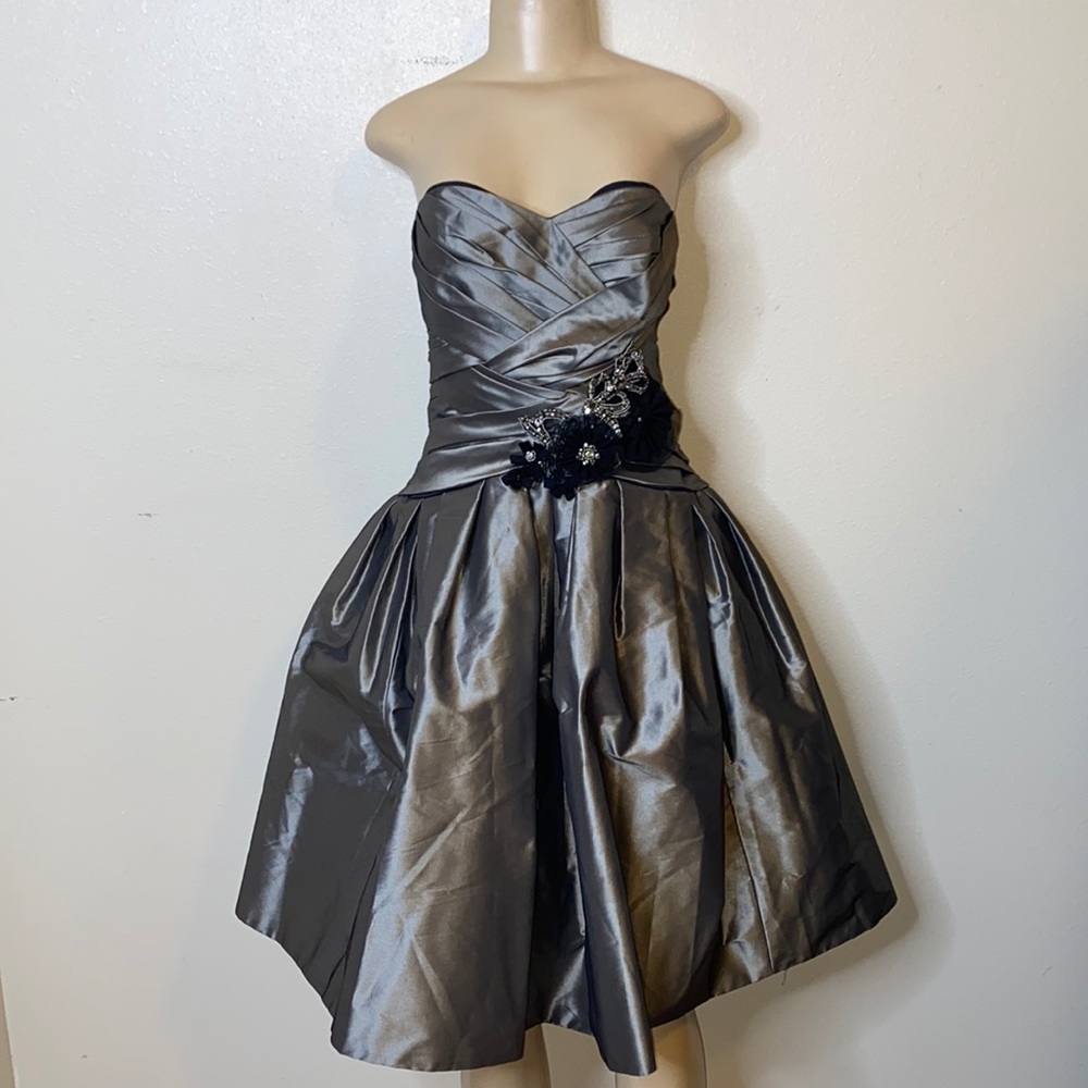 Love Silver strapless dress Sz Small